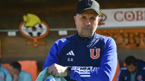 Gustavo Álvarez pidió apurar los refuerzos en el mercado de pases de U de Chile.