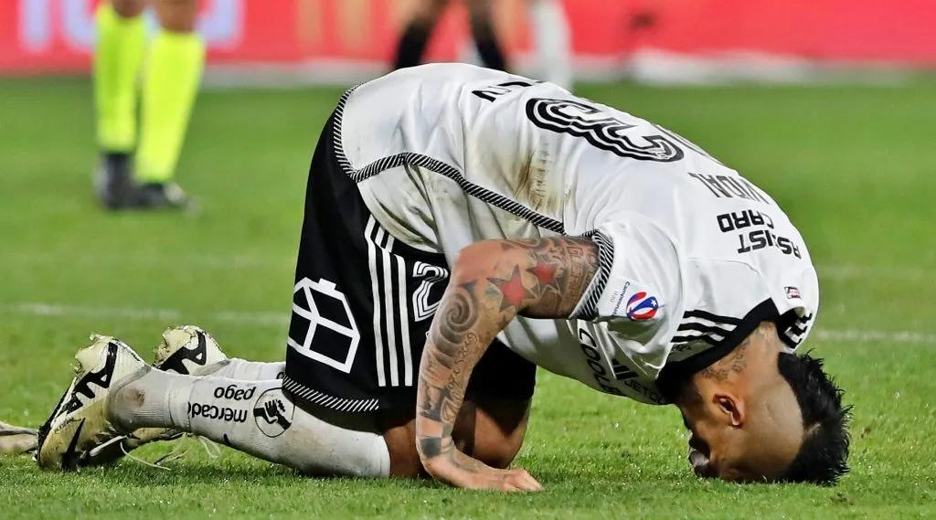 Vidal terminó con fuertes molestias ante Unión Española