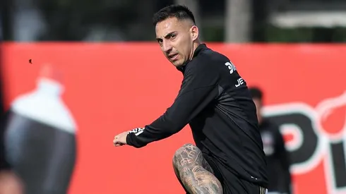 El debut de Javier Correa se complica.