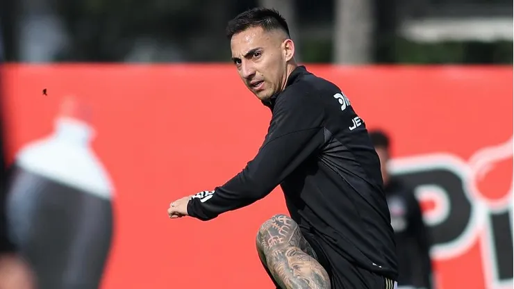El debut de Javier Correa se complica.