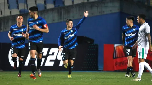 Cris Martínez festeja su gol en el partido de ida contra Racing Club de Montevideo.