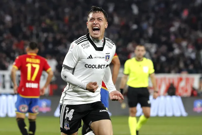 Cristián Zavala celebró así ante Unión Española. (Felipe Zanca/Photosport).
