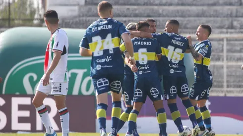 Everton goleó a Palestino en La Cisterna