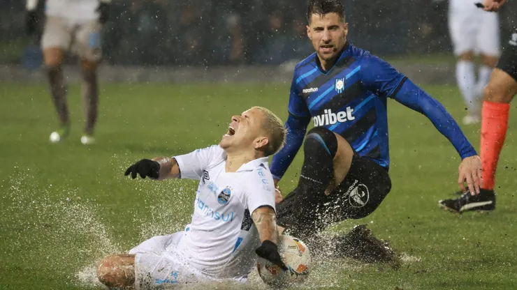 Yeferson Soteldo en el CAP con Gremio.