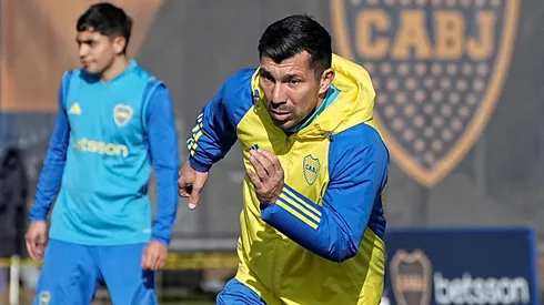 Gary Medel finalmente hará su estreno en Boca Juniors este fin de semana.