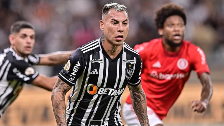 Eduardo Vargas termina contrato con Atlético Mineiro en diciembre.