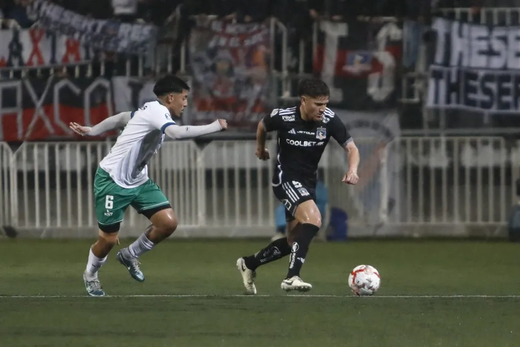Leonardo Gil terminó molesto tras la victoria de Colo Colo sobre Deportes Puerto Montt. | Foto: Photosport.