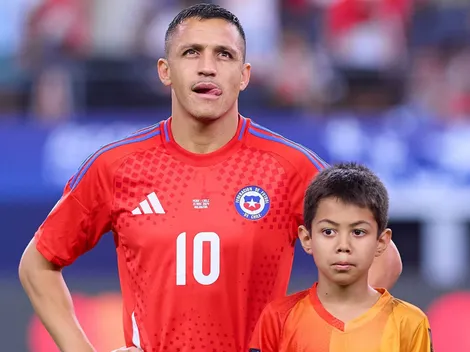 ¿Futuro DT? Alexis Sánchez recibe título de monitor de fútbol
