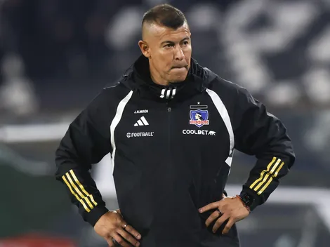 Almirón sorprendido por declaraciones de Mosa: no descarta a Isla