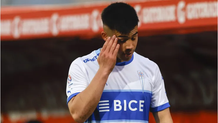 Alexander Aravena fichó por el Gremio de Brasil hasta diciembre de 2028.