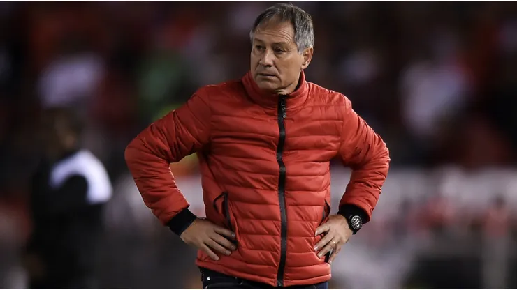 Ariel Holan sufre una dolorosa tragedia con Barcelona de Ecuador.