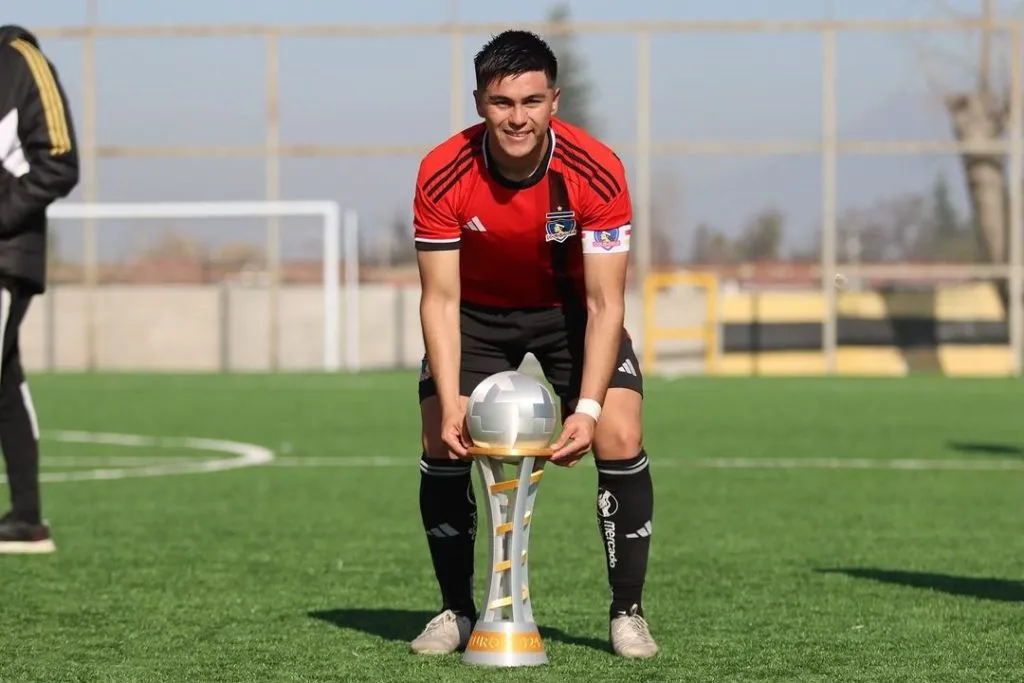 Bastián Silva fue el capitán de Colo Colo en el título de la Copa Futuro. (Captura Instagram).