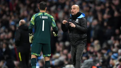 Pep Guardiola sigue las condiciones de Bravo desde el Barcelona.