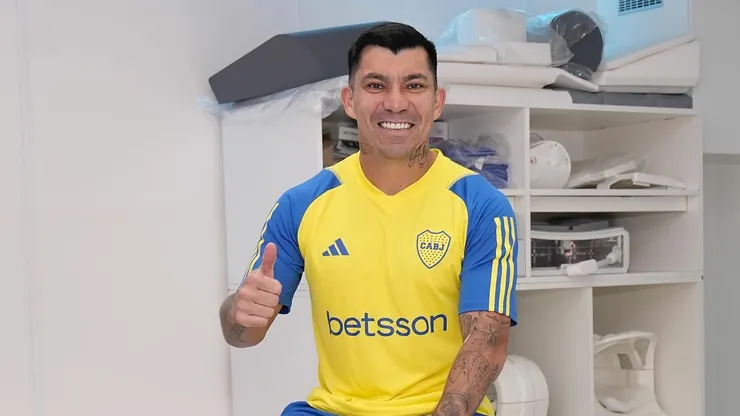 Gary Medel todavía no juega en Boca Juniors.