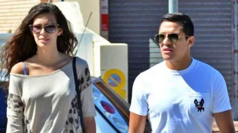 Carvalho y Alexis tuvieron una relación mientras el chileno estuvo en Barcelona.