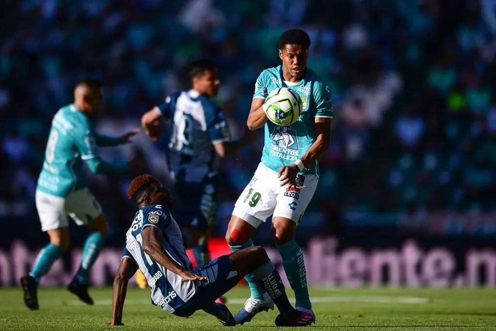 Yairo Moreno jugando en Santos. Foto: Imago