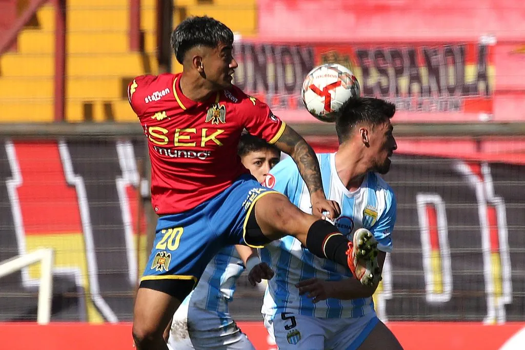 Franco Frías ante Magallanes. (Javier Salvo/Photosport).