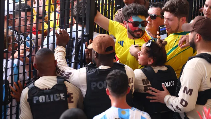 Incidentes obligan a retrasar la final de la Copa América