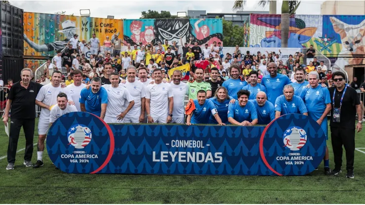 Iván Zamorano y Marcelo Salas se lucen en partido de leyendas en Copa América.