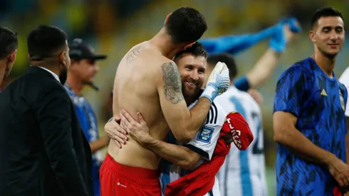 Lionel Messi alabó al Dibu Martínez.