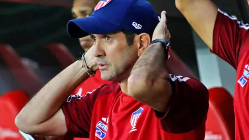 Arturo Reyes quiere más refuerzos para enfrentar a Colo Colo.