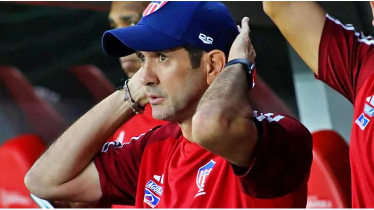 Arturo Reyes quiere más refuerzos para enfrentar a Colo Colo.
