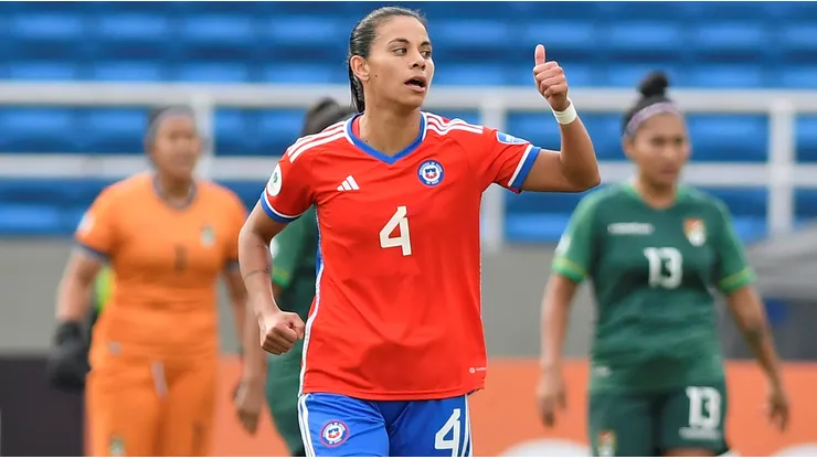 Francisca Lara, máxima goleadora de La Roja, es nuevo refuerzo del Deportivo La Coruña.
