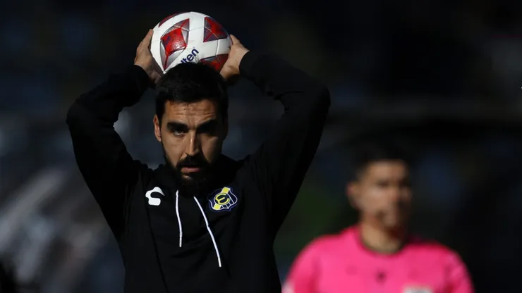 Meneghini se fue de Everton y ahora dirige a Defensa y Justicia