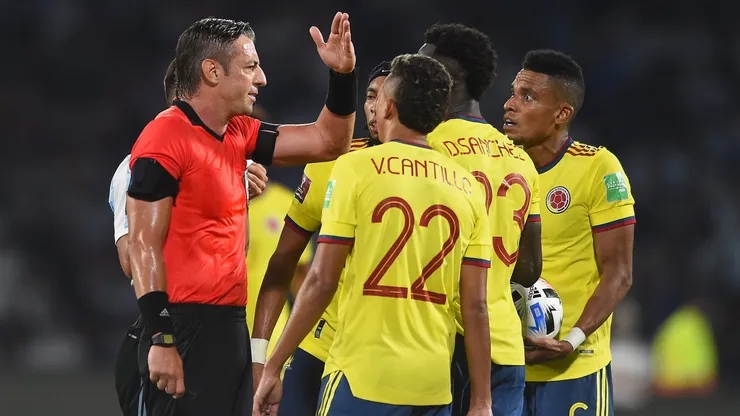 El brasileño dirigió en la última derrota de Colombia ante Argentina.