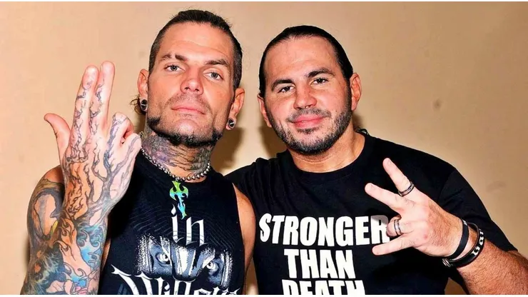 Jeff siguió los pasos de su hermano al usar la camiseta del Cacique.