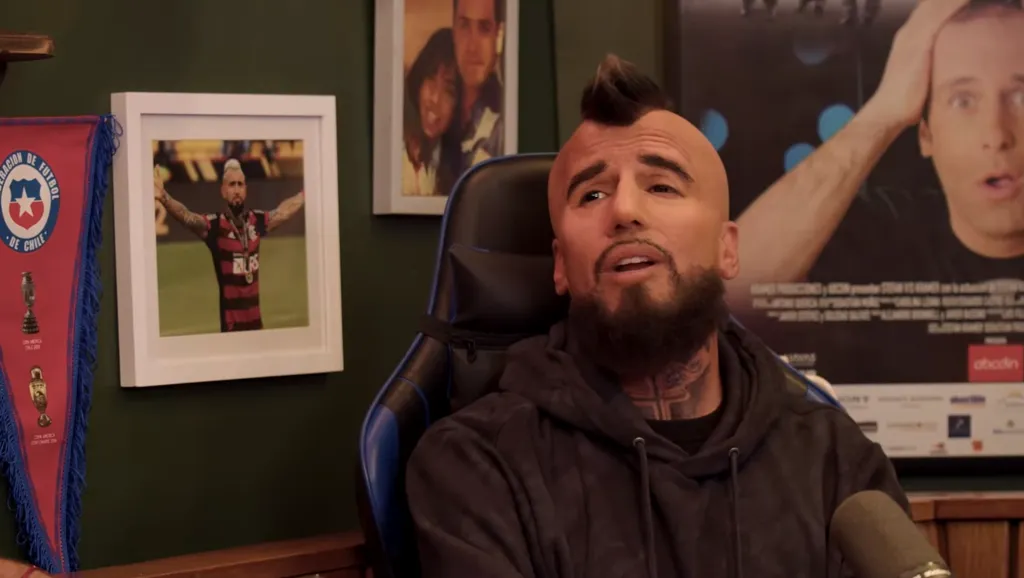 Kramer imita a Arturo Vidal por su ausencia en la Roja.