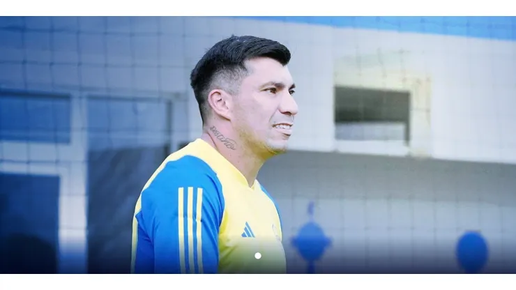 Gary Medel entrenando en Boca.