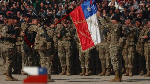 Santiago 9 de julio 2024. Se desarrolla el acto principal de juramento a la bandera en el Templo Votivo de Maipu. Dragomir Yankovic/Aton Chile