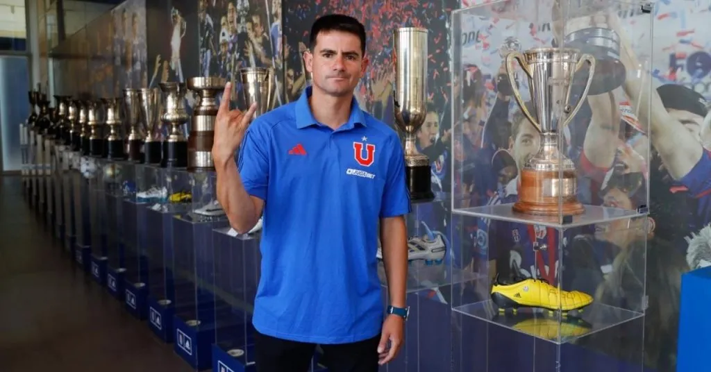 Nilson Concha deja de ser el DT del Primer Equipo Femenino (Comunicaciones U. de Chile)