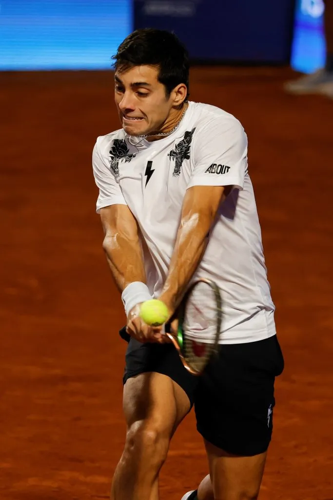 Cristian Garin vuelve a ganar en cancha de arcilla tras 81 días (Photosport)