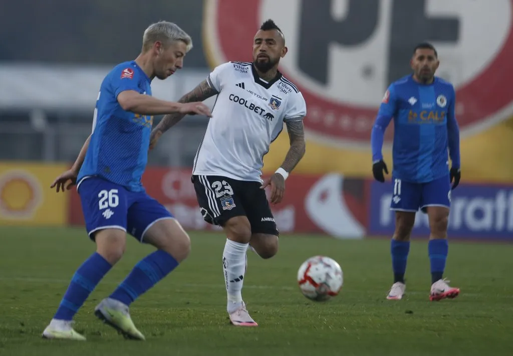 Arturo Vidal marcó el gol de Colo Colo en el empate ante Deportes Santa Cruz, por la Copa Chile. Foto: Jose Robles/Photosport