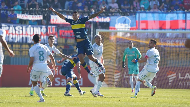 Incluso apunta a la improvisación de Álvarez con Cordero.