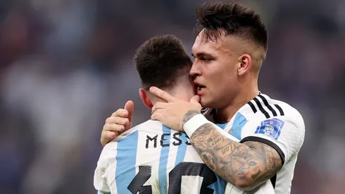 Lionel Messi y Lautaro Martínez festejan en Argentina.