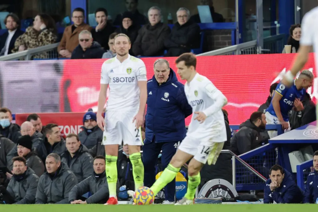 Diego Llorente fue dirigido por Marcelo Bielsa en el Leeds United. Foto: IMAGO.