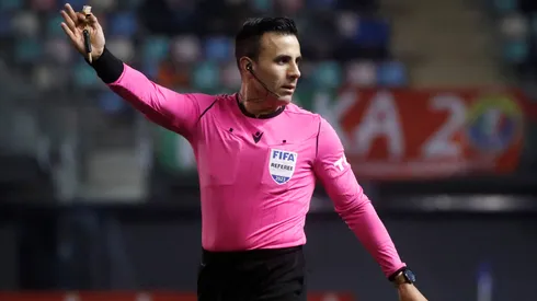 Piero Maza impartirá justicia en la semifinal de la Copa América.