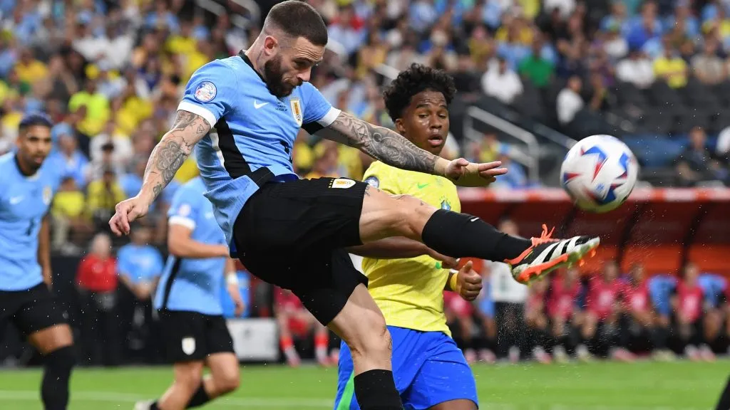 Uruguay y Brasil tuvieron un partido fuerte, en el que cometieron 41 faltas entre ambas selecciones. Foto: Getty Images.