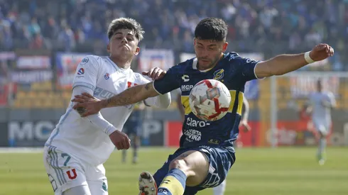 Universidad de Chile y Everton juegan la ida.