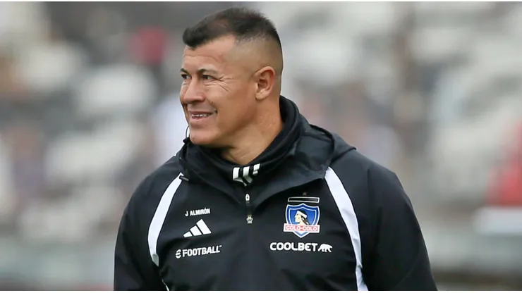 El entrenador argentino deberá variar otra vez su defensa.