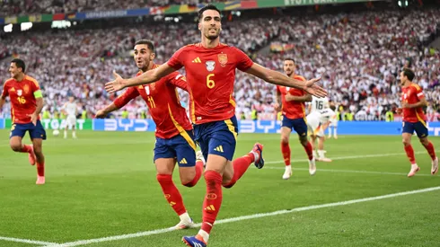 Mikel Merino le dio el triunfo en la agonía a España ante Alemania.