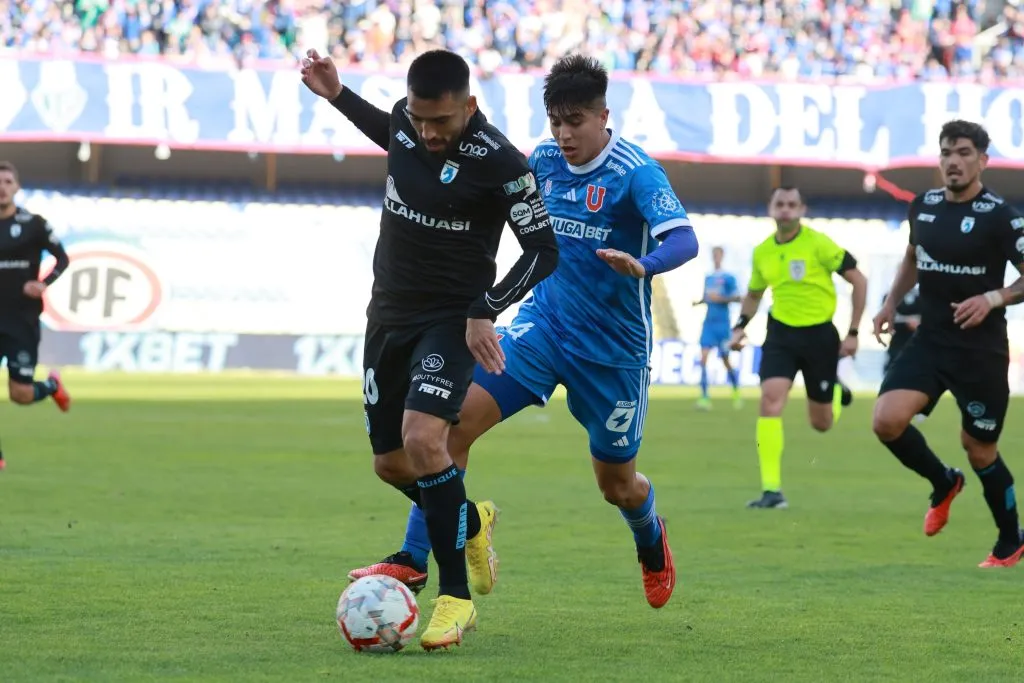 Marcelo Morales pasa un mal momento, porque ha quedado expuesto en la U. Foto: Eduardo Fortes/Photosport