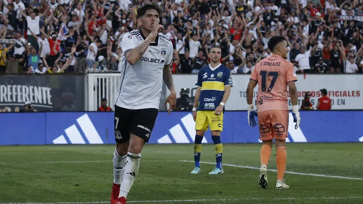 Carlos Palacios otra vez es seguido por Boca.