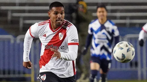 David Martínez es seguido por la U