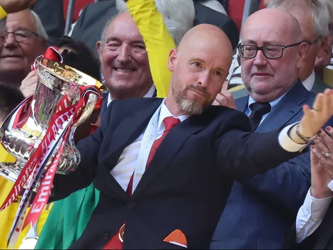 Nadie entiende nada: United le renueva contrato a su polémico DT