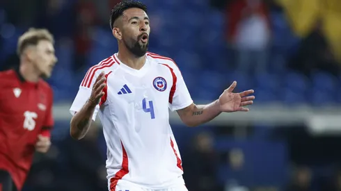 El futuro de Isla sigue sin estar confirmado.