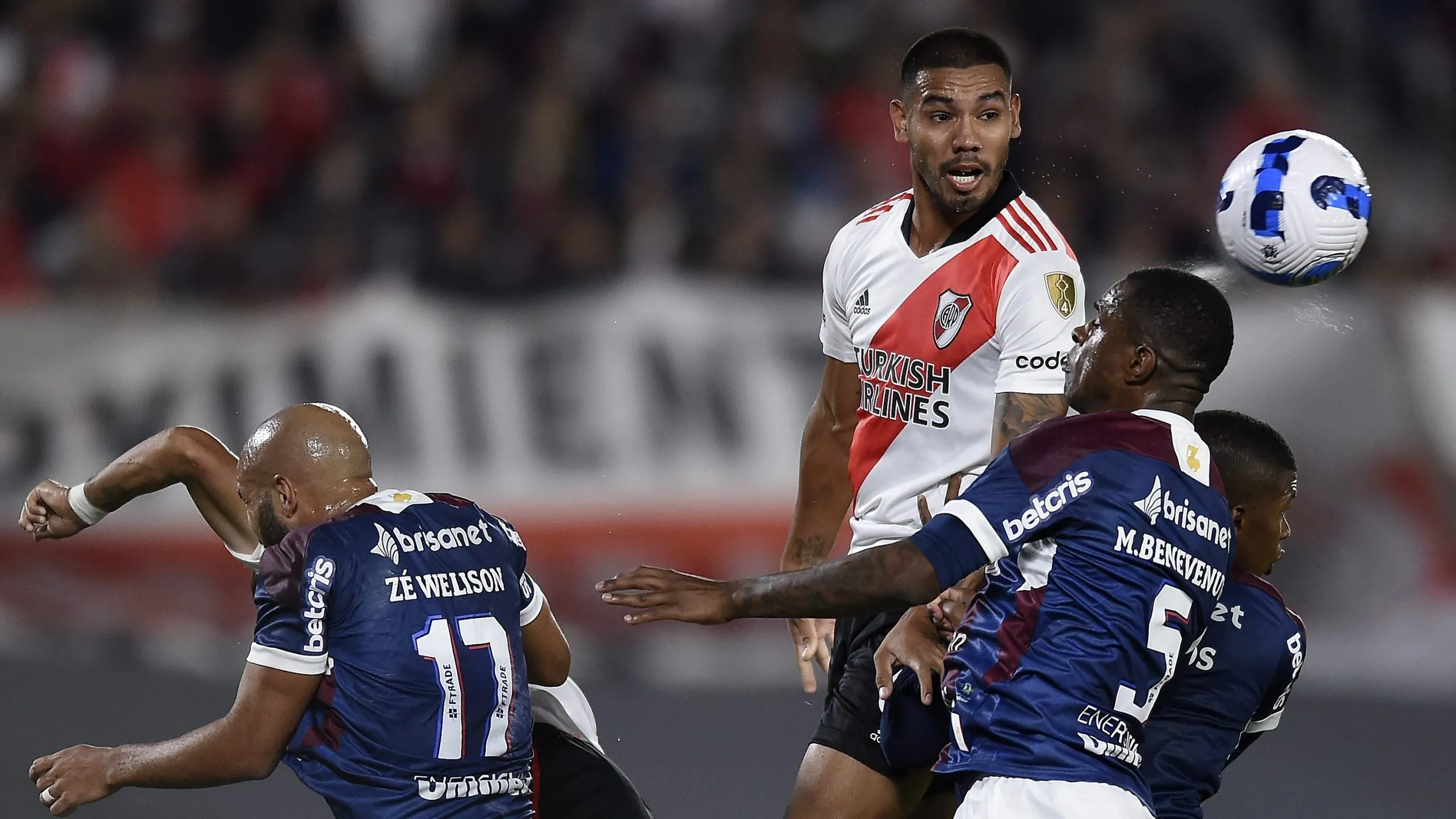 El jugador no será considerado en River Plate en 2024. (Photo by Marcelo Endelli/Getty Images)